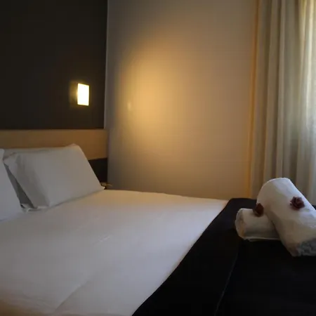 Hotel Marisqueria Cal Tet 3*