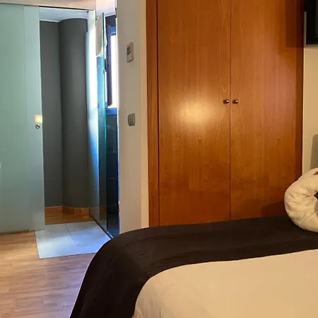 מלון Hotel Cal Tet ל'אסטרטיט