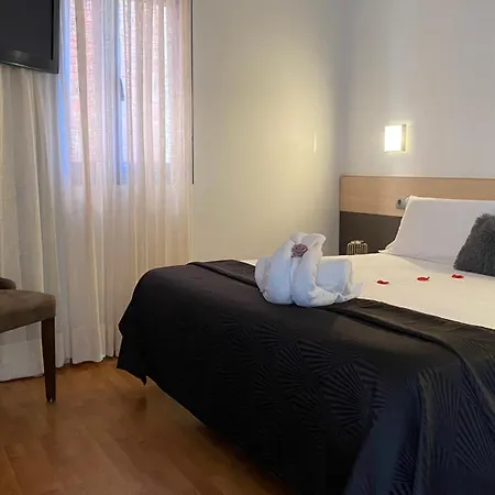 Hotel Cal Tet מלון
